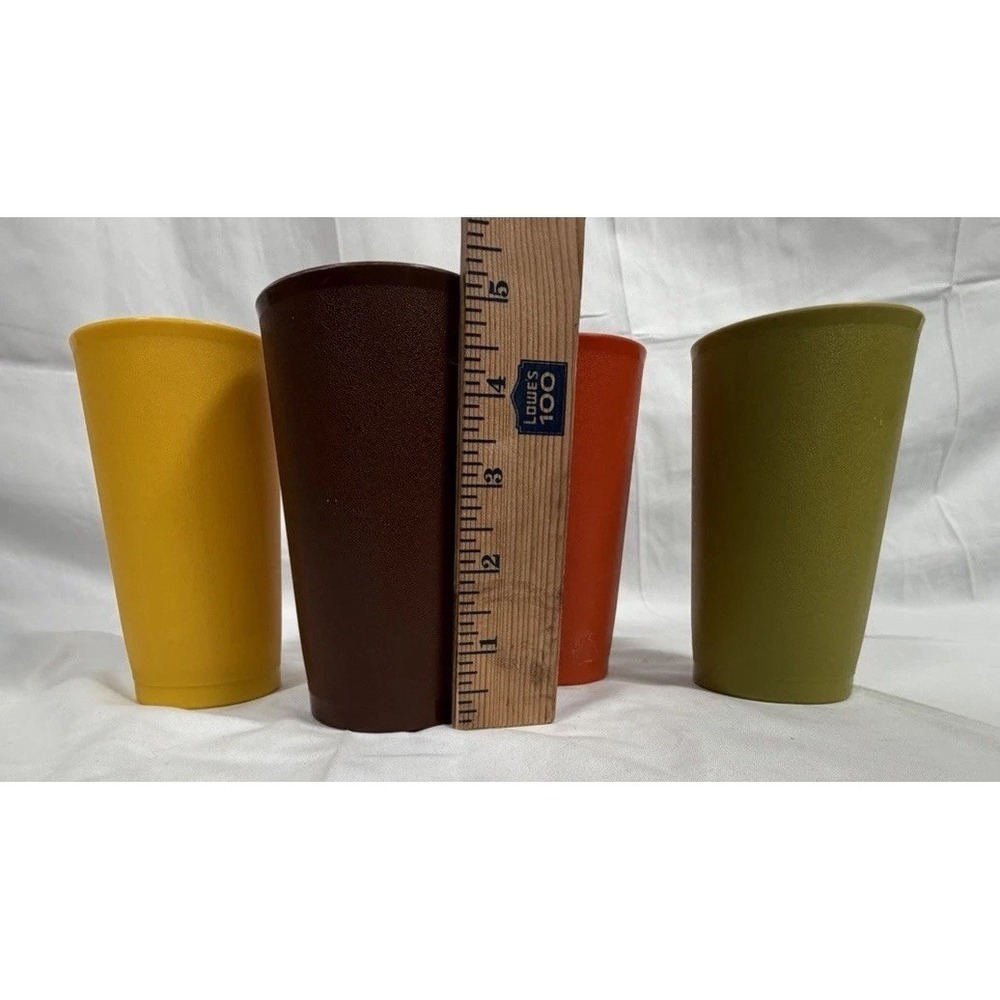 Vintage‎ c. 1970's Tupperware Dinner Table Colored Drinking Cup set of 4